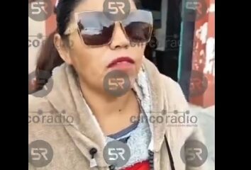 Protestan padres de familia por despido de maestra en primaria de Atlixco