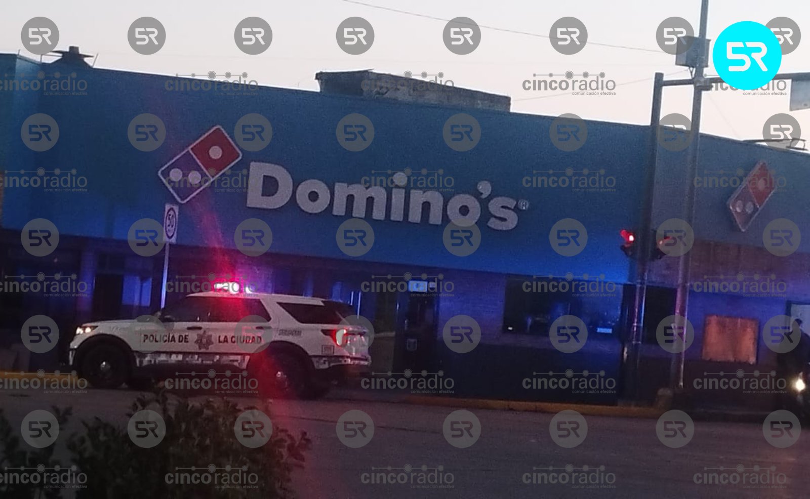 Personal de seguridad y autoridades confirmaron que no hubo daños ni indicios de robo en la pizzería ubicada en la Calzada Zaragoza.