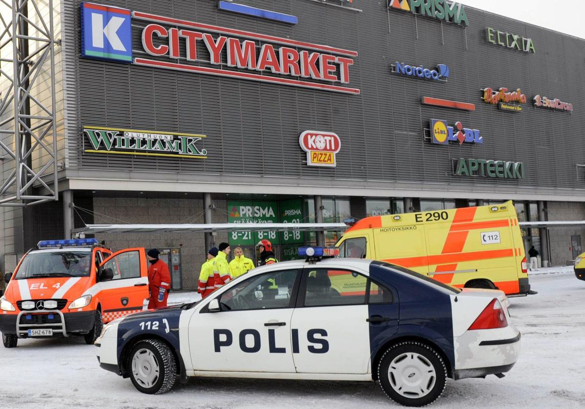 Apuñalan a varias personas en un centro comercial de Tampere, Finlandia; policía detuvo al agresor y asegura que la situación ya está bajo control.