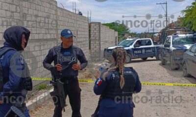 El operativo conjunto entre policías estatal y municipal se llevó a cabo en la colonia San Juan Uvera; entre los detenidos hay una mujer y un menor de edad.