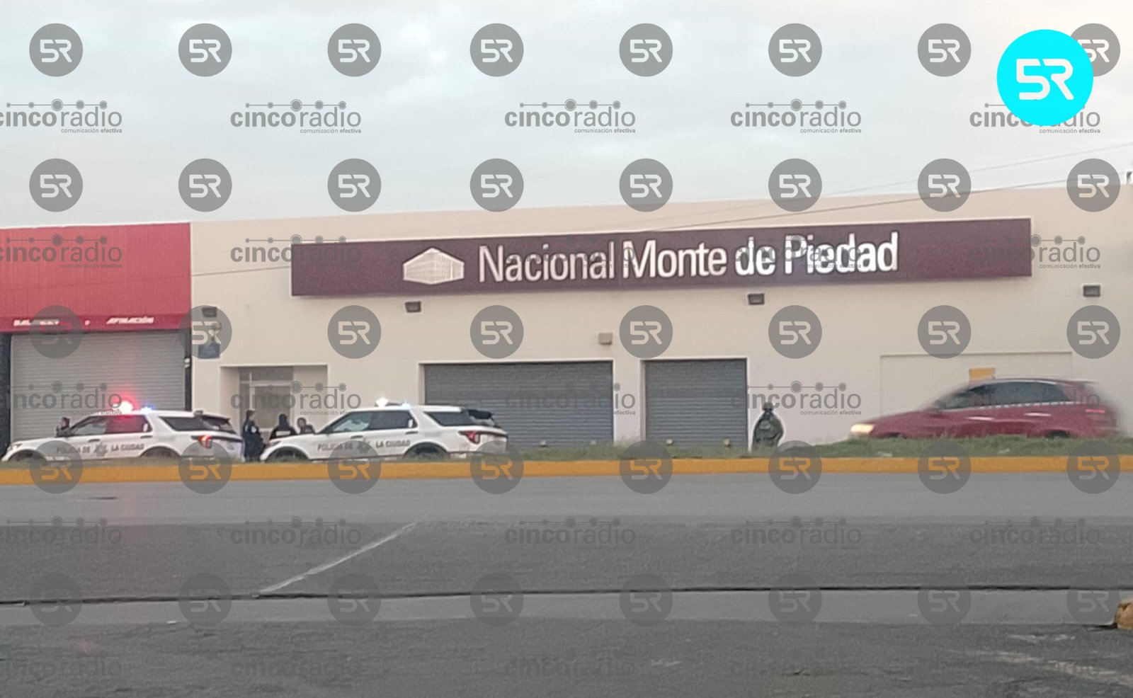 Hombre resulta herido en presunto asalto a camión de los Morados