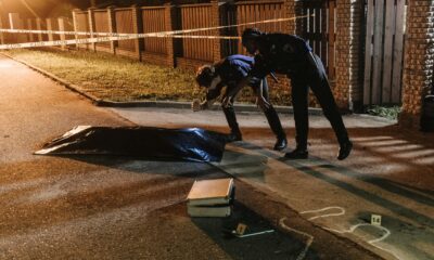 Un hombre perdió la vida tras caer desde el estacionamiento de la Torre Platea, en la Reserva Territorial Atlixcáyotl. Autoridades investigan los hechos.