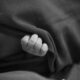Una joven de 19 años perdió a su bebé en el Hospital de la Mujer de Tehuacán; la Secretaría de Salud afirma que la atención fue inmediata y conforme a protocolo.