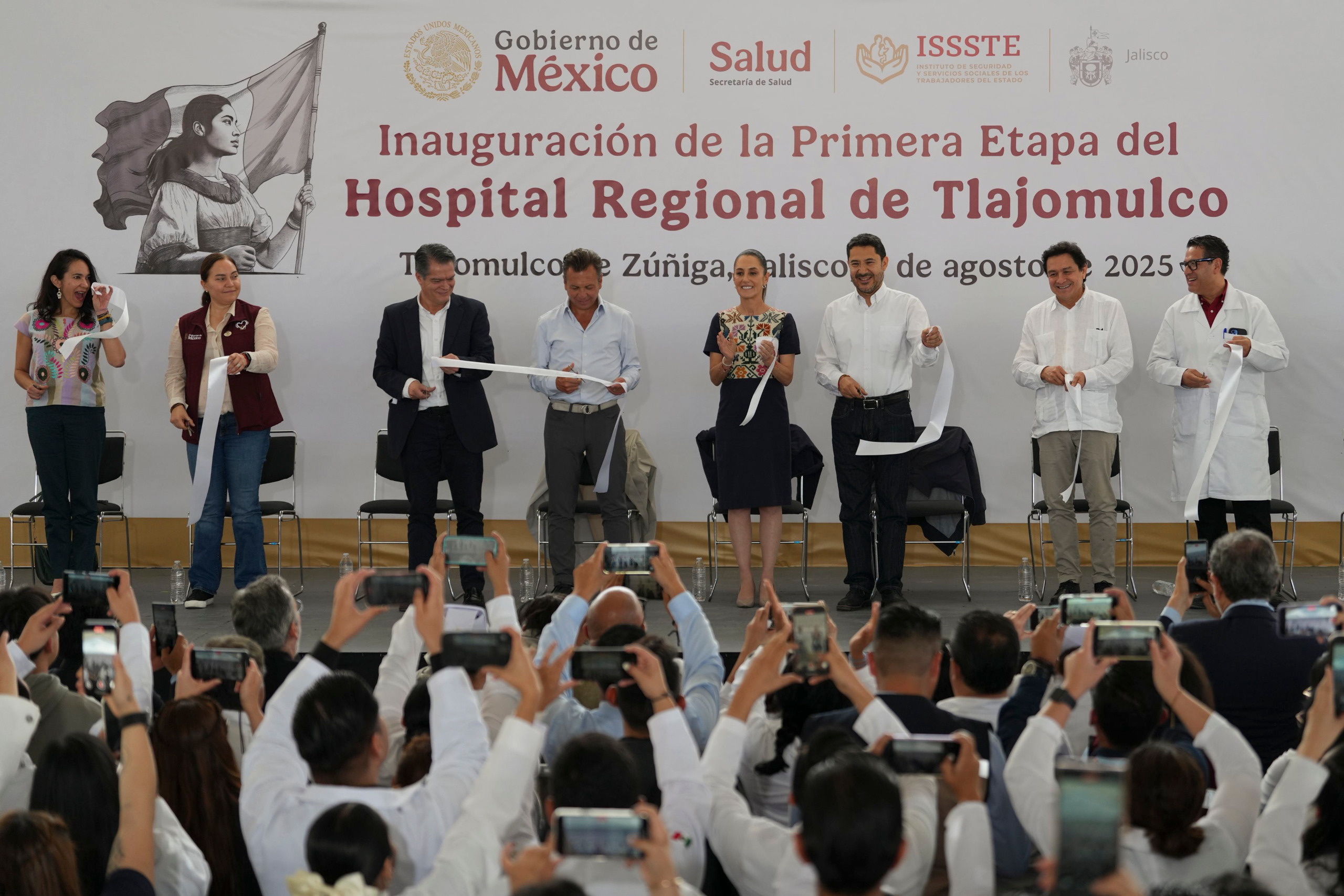 La obra beneficiará a 380 mil derechohabientes de Jalisco y ocho estados vecinos; forma parte de 51 nuevos hospitales previstos hasta 2027.