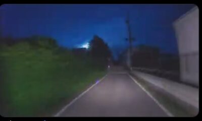 Un meteoro muy brillante cruzó el cielo de Kagoshima la madrugada del 19 de agosto. Residentes captaron imágenes impactantes del fenómeno.