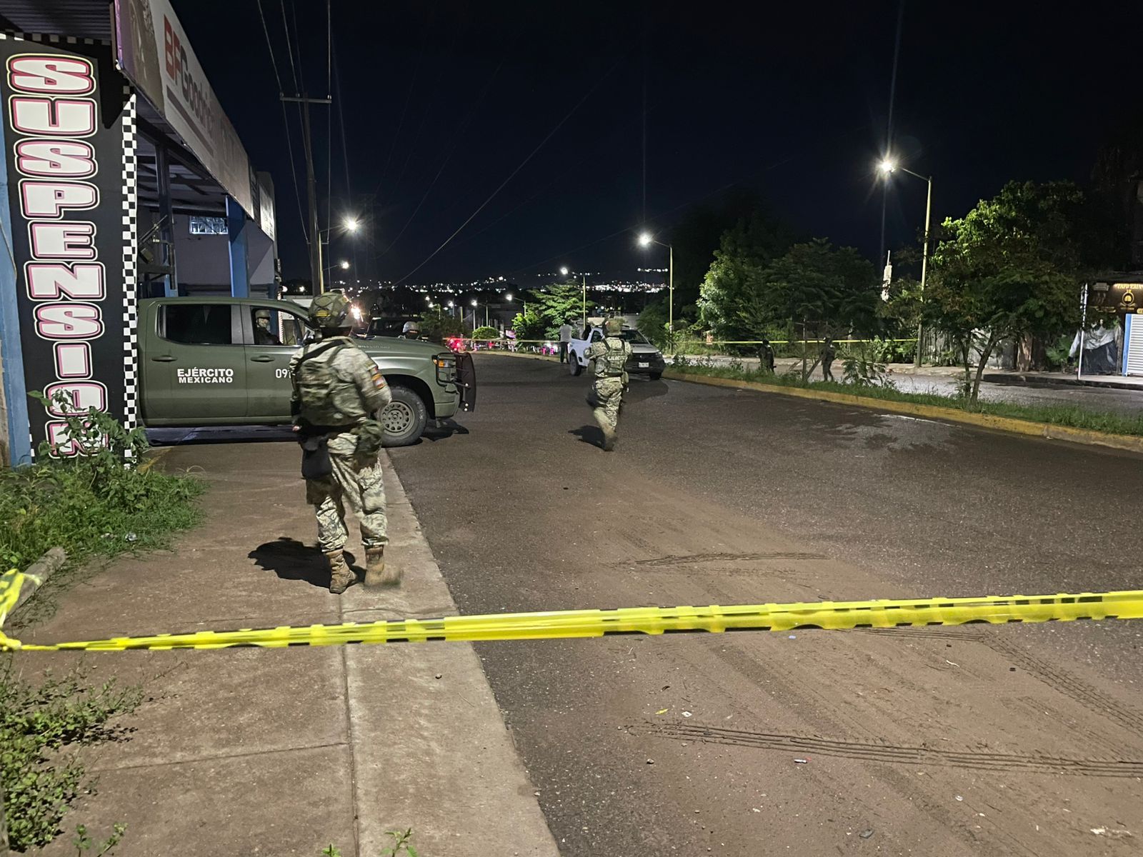 Militares fueron atacados en Culiacán; un soldado de Izúcar de Matamoros perdió la vida y otro resultó herido. Hay dos detenidos.