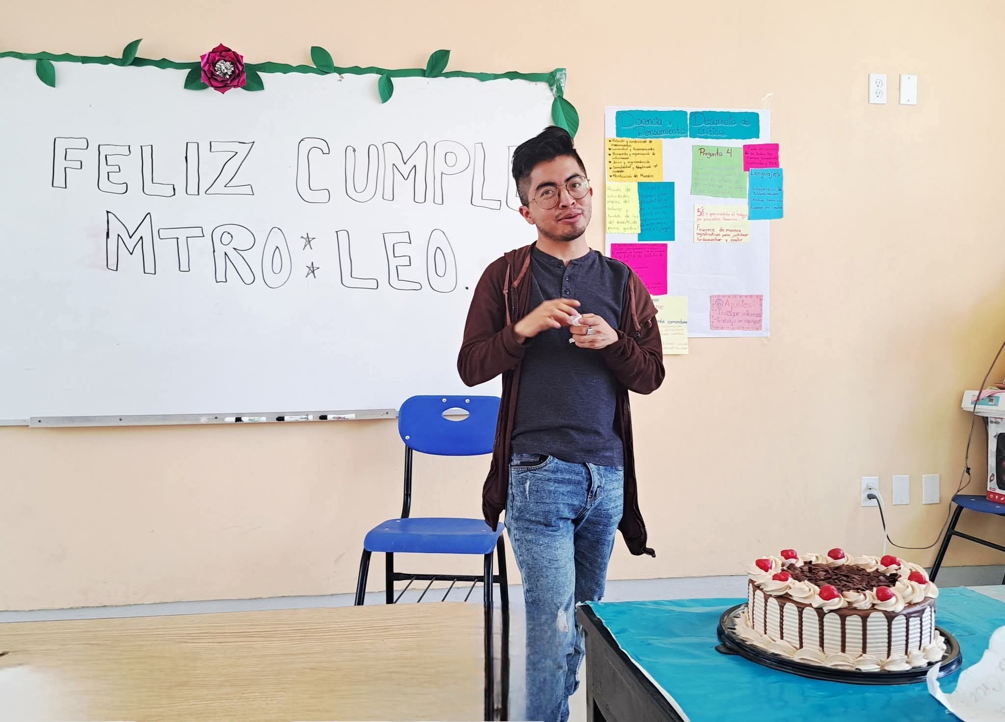 El maestro “Leo”, reconocido por su compromiso con la educación en la Sierra Negra, fue asesinado en Villa Alegría, Santiago Miahuatlán. Autoridades investigan.