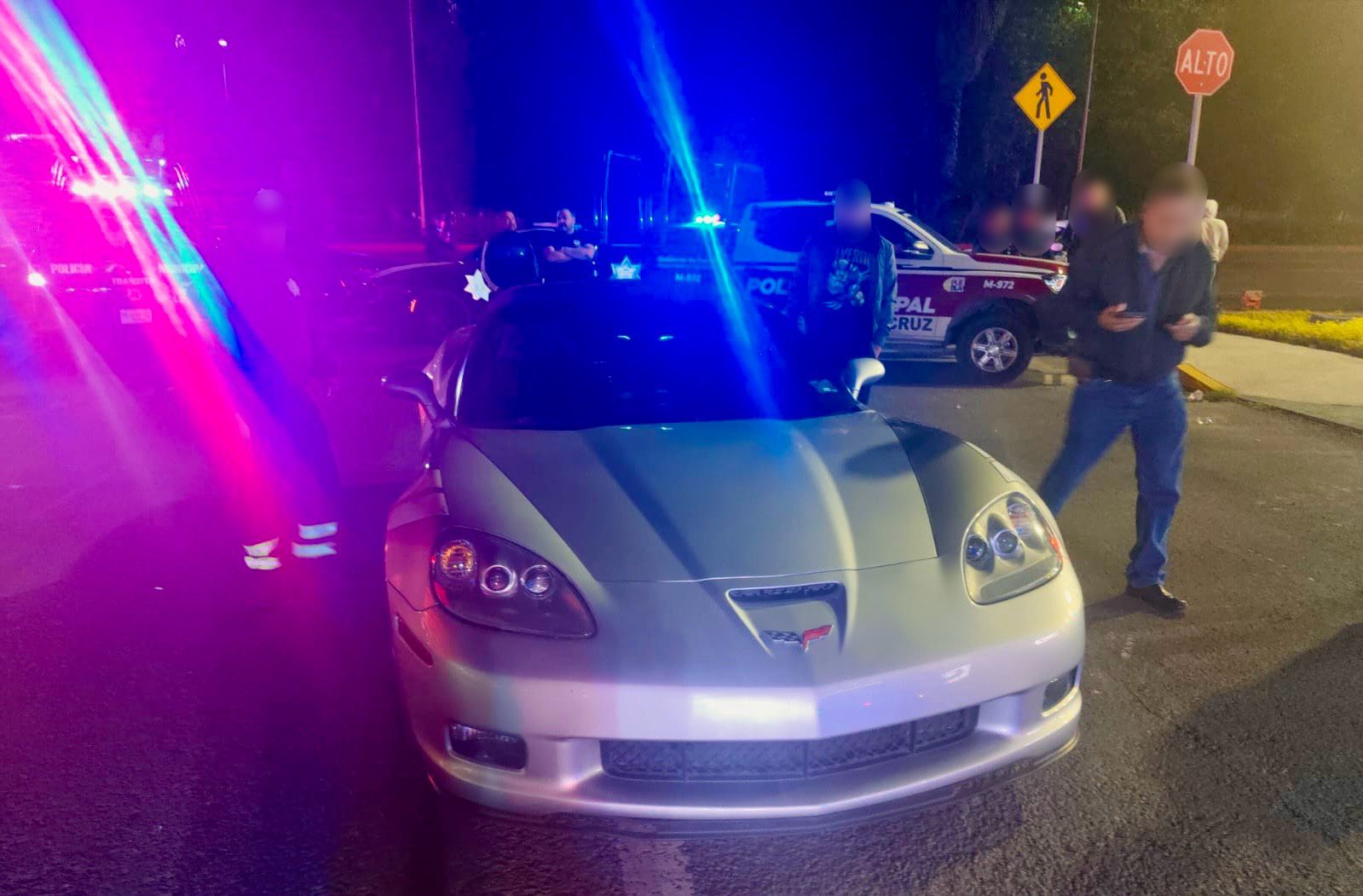 Operativo en San Andrés Cholula asegura 19 autos ligados a arrancones en Concepción la Cruz; autoridades refuerzan la seguridad vial en la zona.