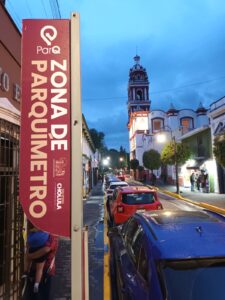 El Ayuntamiento informa que los parquímetros operarán en zonas autorizadas con tarifas de $2 cada 20 min y $6 por hora.
