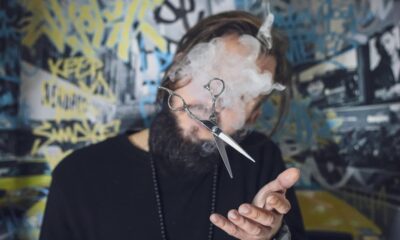 Cada 25 de agosto se celebra el Día del Peluquero, fecha para reconocer a quienes transforman la imagen y realzan la confianza de las personas.