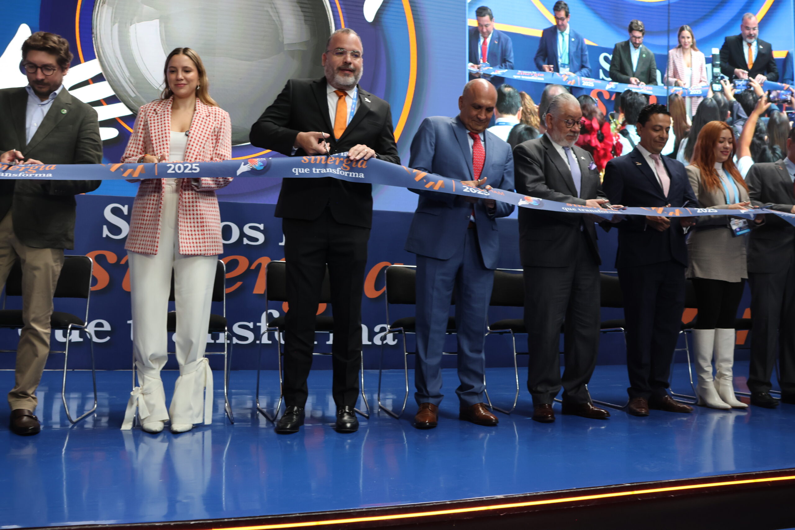 La Expo ANAM 2025 reúne a distribuidores mayoristas que abastecen 635 mil puntos de venta. Se abordaron retos como inseguridad, contrabando, extorsiones y competencia desleal.