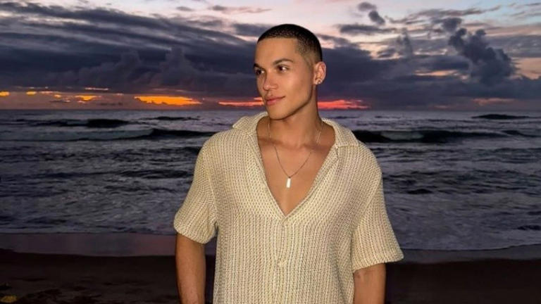 El modelo de 25 años fue encontrado acompañado de un actor en una habitación de la isla griega.