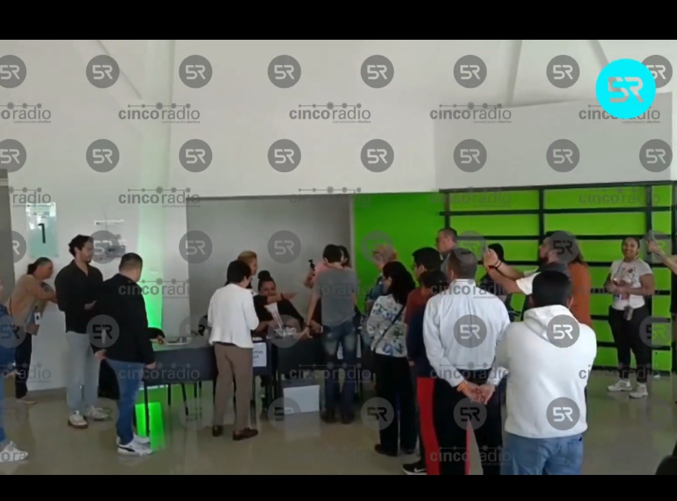 La comunidad universitaria de la BUAP participa hoy en la elección del rector o rectora para el periodo 2025-2029, sin contratiempos.