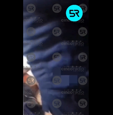 El director administrativo del municipio fue arrestado por conducir presuntamente ebrio, causar un accidente y agredir a policías; fue separado del cargo.