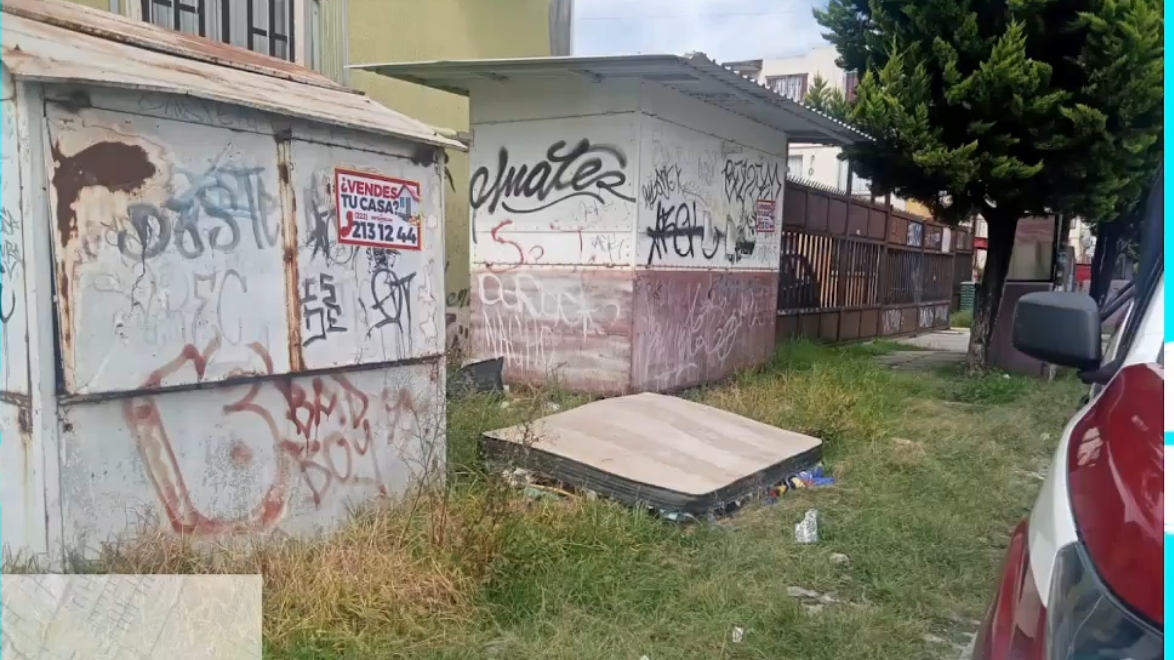 La víctima fue identificada como Betsaida, de 19 años; su cuerpo fue hallado bajo un colchón en Misiones de San Francisco. Autoridades presumen que la mataron en otro sitio.