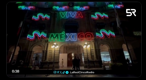 Puebla enciende luminarias y arranca celebraciones patrias