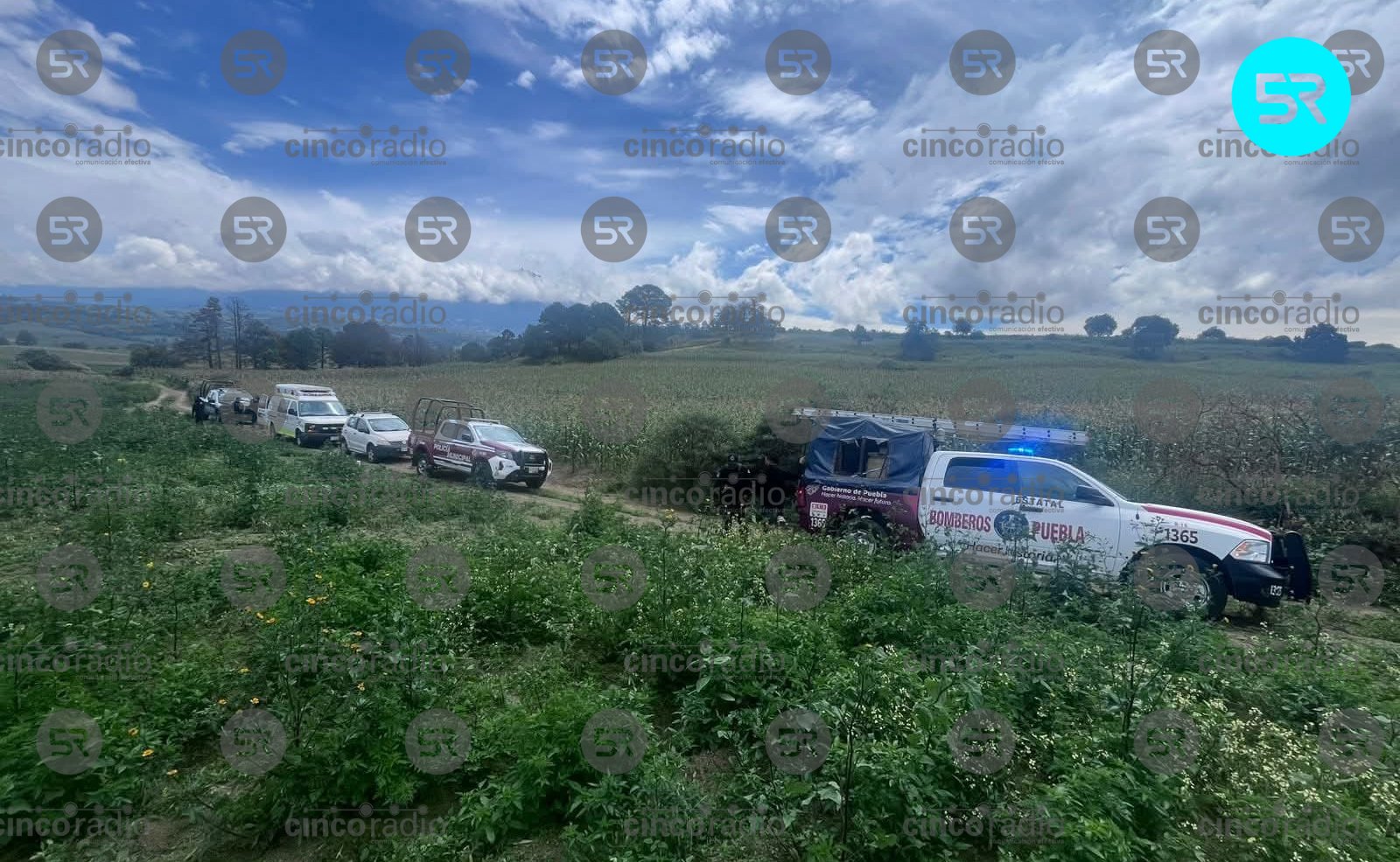 Servicios de emergencia rescataron a una mujer en Ciudad Serdán; Bomberos y SUMA brindaron atención y valoración médica.