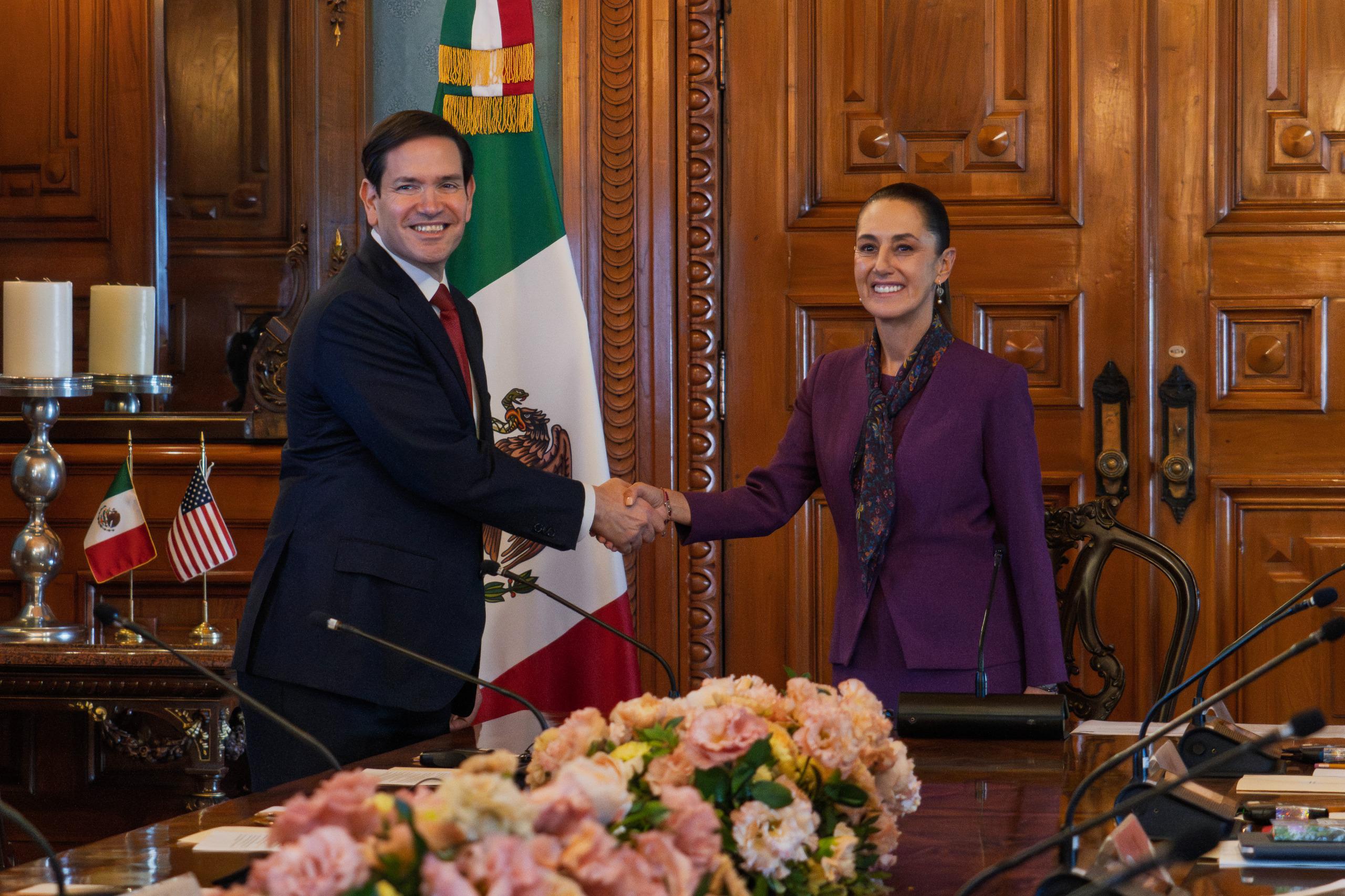 La presidenta Claudia Sheinbaum y el secretario de Estado de EE. UU., Marco Rubio, acordaron cooperación en seguridad con respeto a la soberanía.