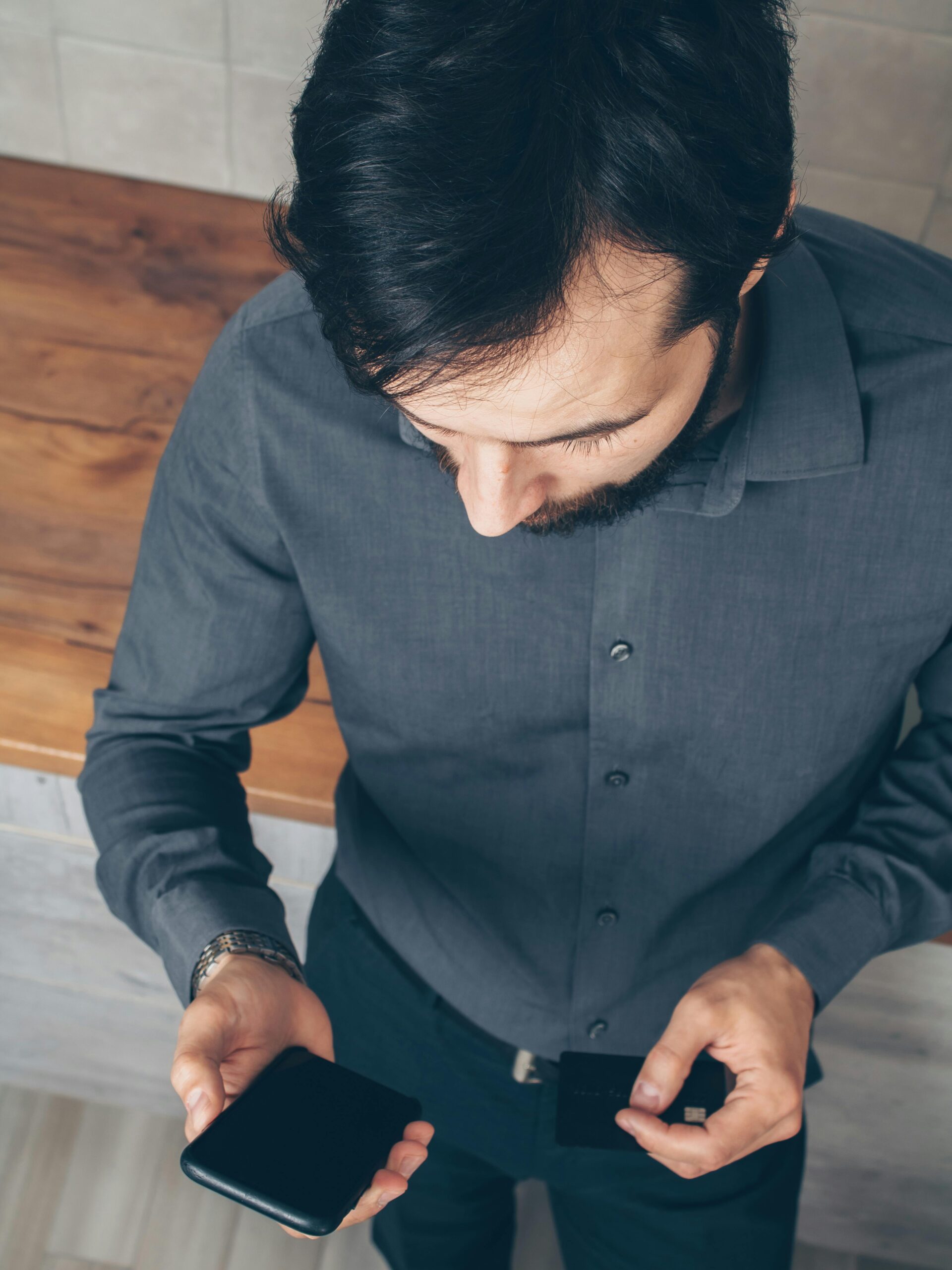 Los estafadores utilizan números virtuales para simular llamadas internacionales y convencer a las víctimas de enviar dinero o datos personales.
