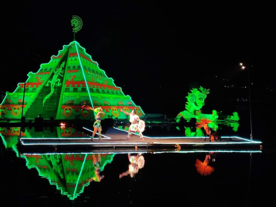 Del 30 de octubre al 3 de noviembre, la laguna de Chignahuapan se iluminará con tradición, cultura y actividades para toda la familia.