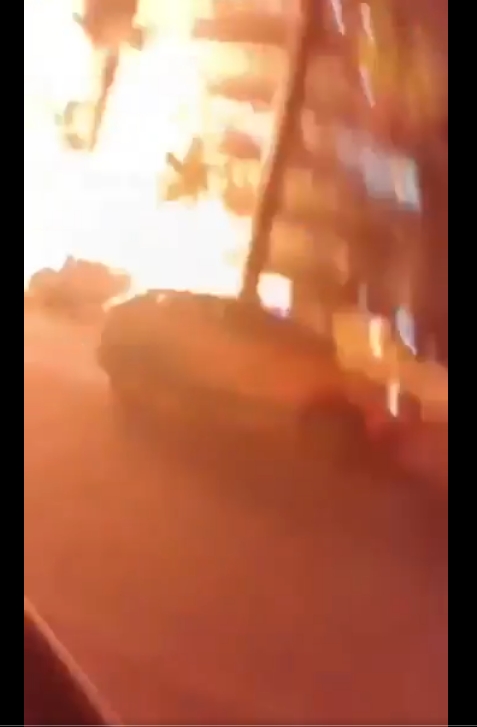 Autoridades investigan posible atentado con coche bomba; la zona fue acordonada
