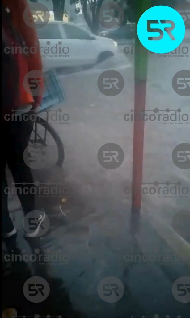 Las fuertes lluvias del 6 de octubre provocaron granizo, accidentes y encharcamientos en distintos puntos de Puebla capital.