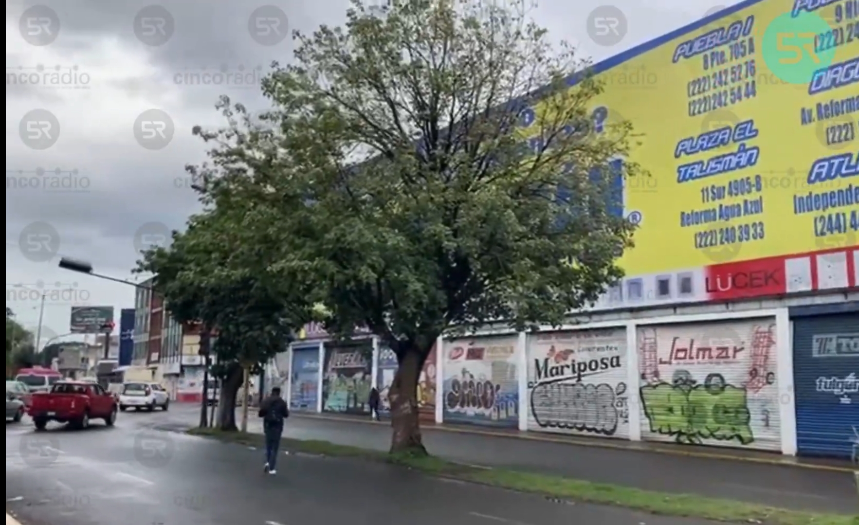 La ferretería El Talismán en Puebla reemplazó su polémica publicidad sexista por una imagen religiosa, cumpliendo con la ley estatal contra anuncios sexistas.