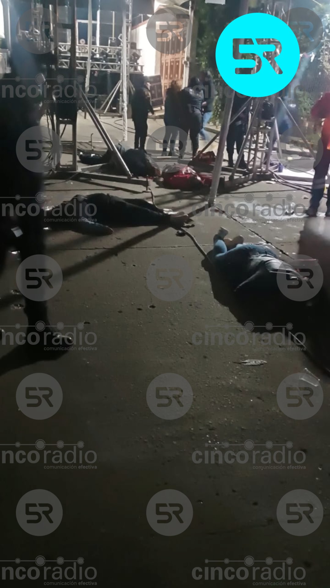 Un video captó el momento en que hombres armados atacaron a los asistentes de una fiesta en Huejotzingo; autoridades investigan el hecho.
