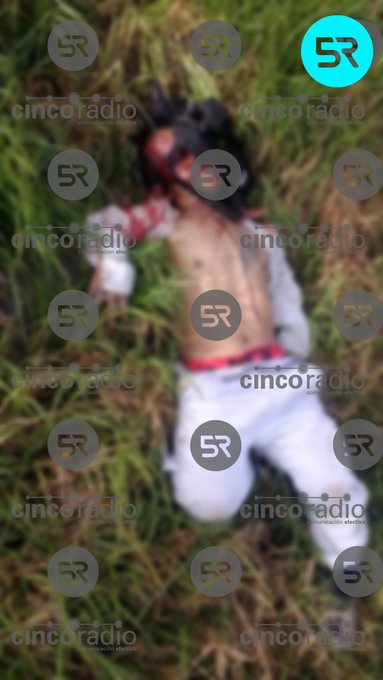 En San Sebastián de Aparicio, Puebla, se localizó un hombre con acondroplasia sin vida en la barranca del canal; seguridad y peritos continúan las investigaciones sobre su muerte.