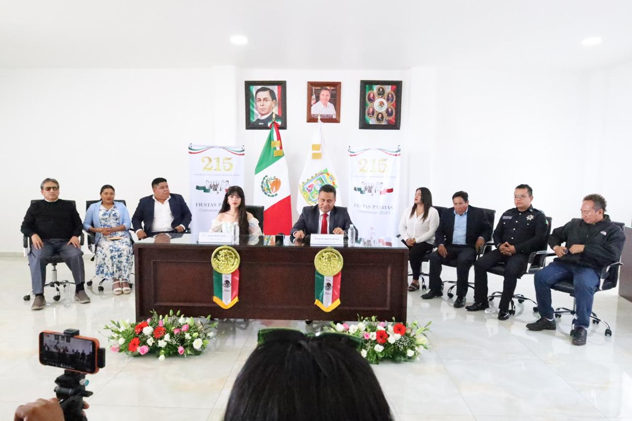 Mil 700 alumnos participarán en el desfile, mientras que autoridades garantizan vigilancia y atención médica durante las festividades.