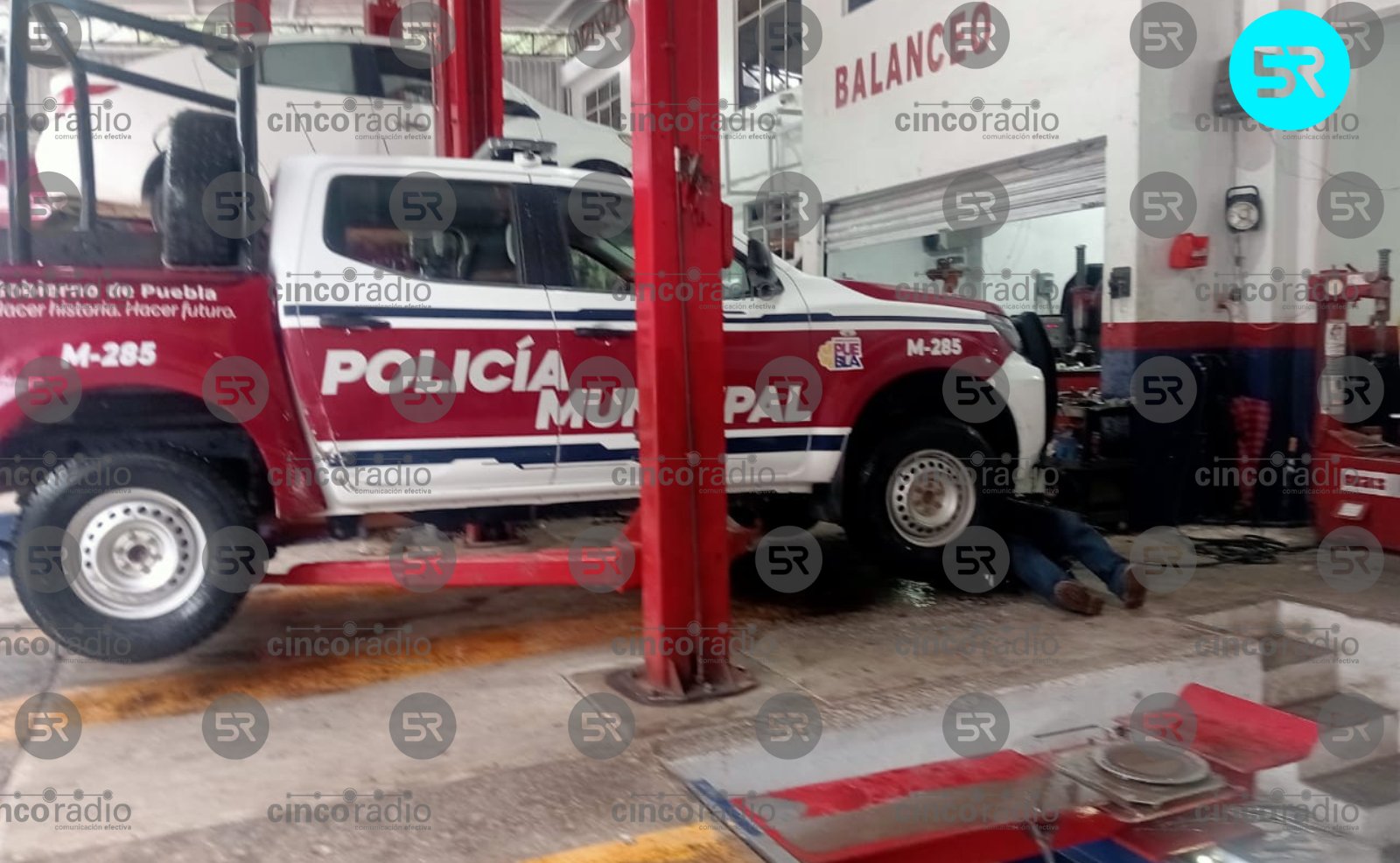 Un hombre se hizo pasar por autoridad local para llevarse la unidad sin violencia; horas después fue localizada en Libres.