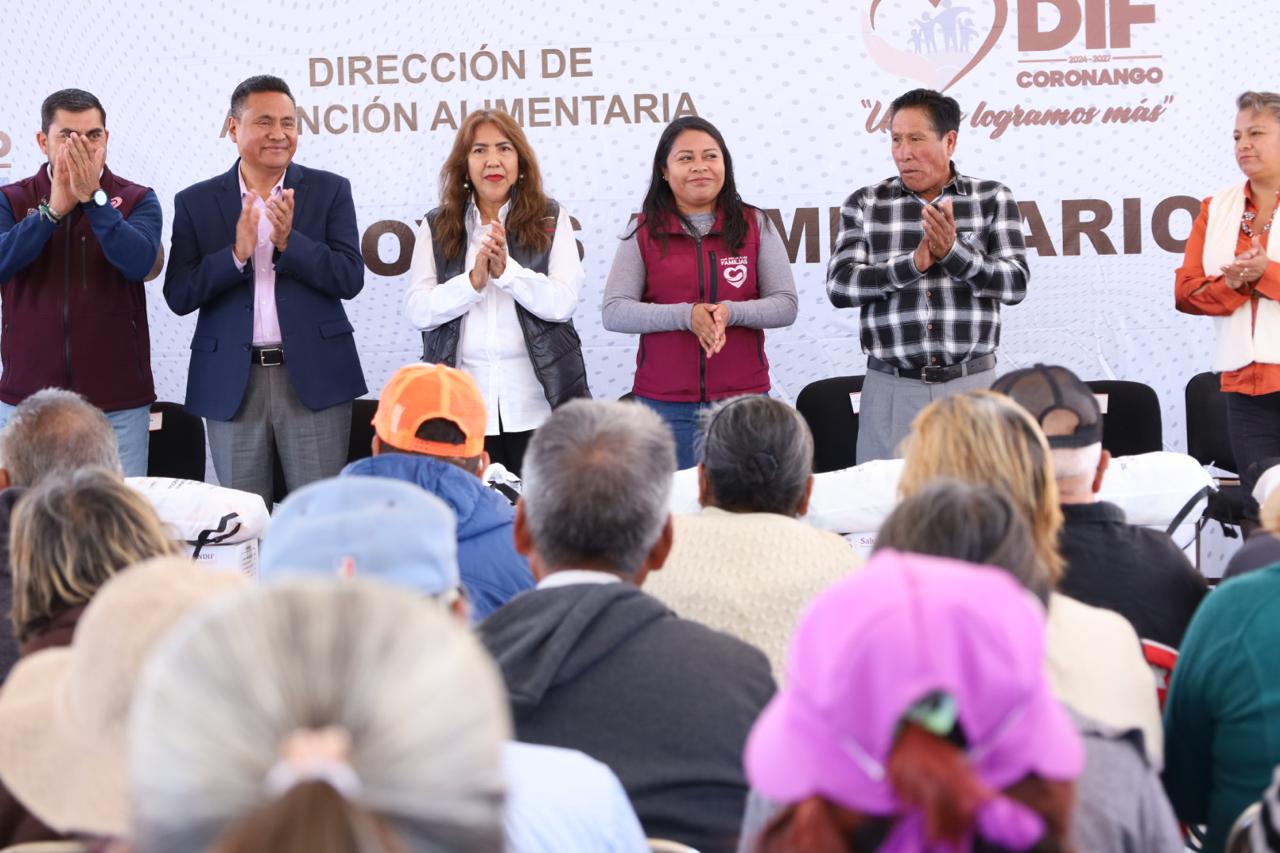 El alcalde Armando Aguirre encabezó la tercera entrega de despensas en Coronango para adultos mayores, mujeres embarazadas y personas con discapacidad.