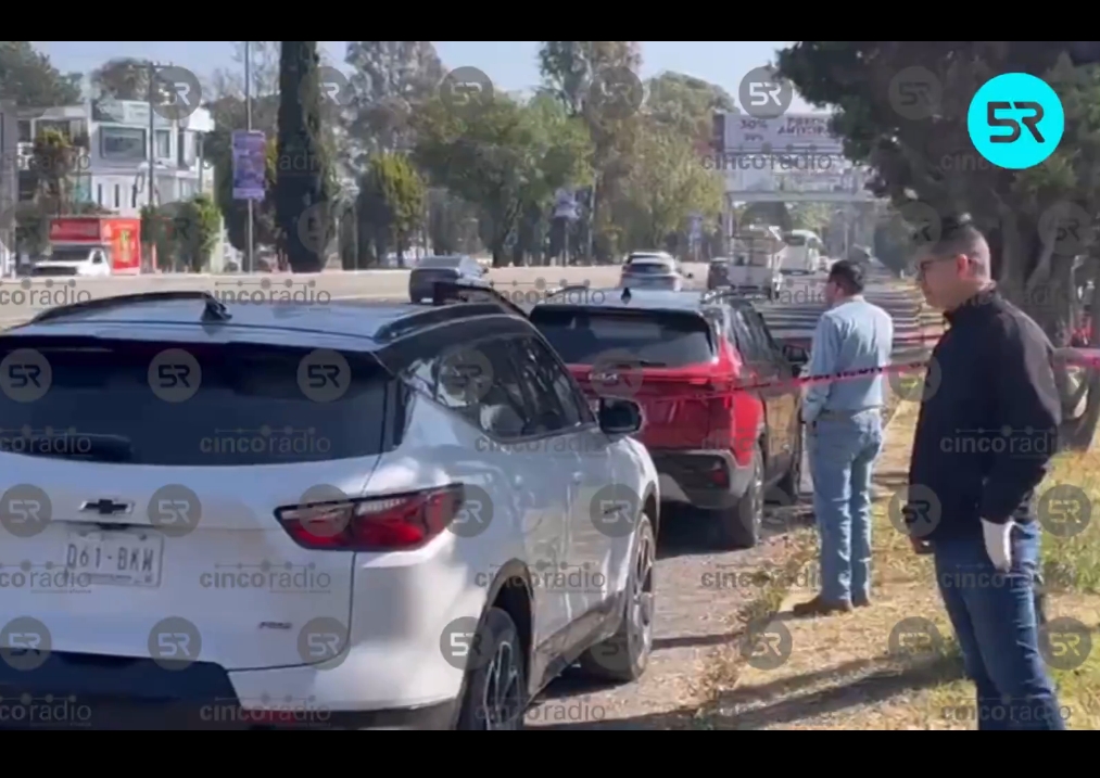 Fallece mujer de 43 años en la Recta a Cholula; habría sufrido un infarto mientras conducía